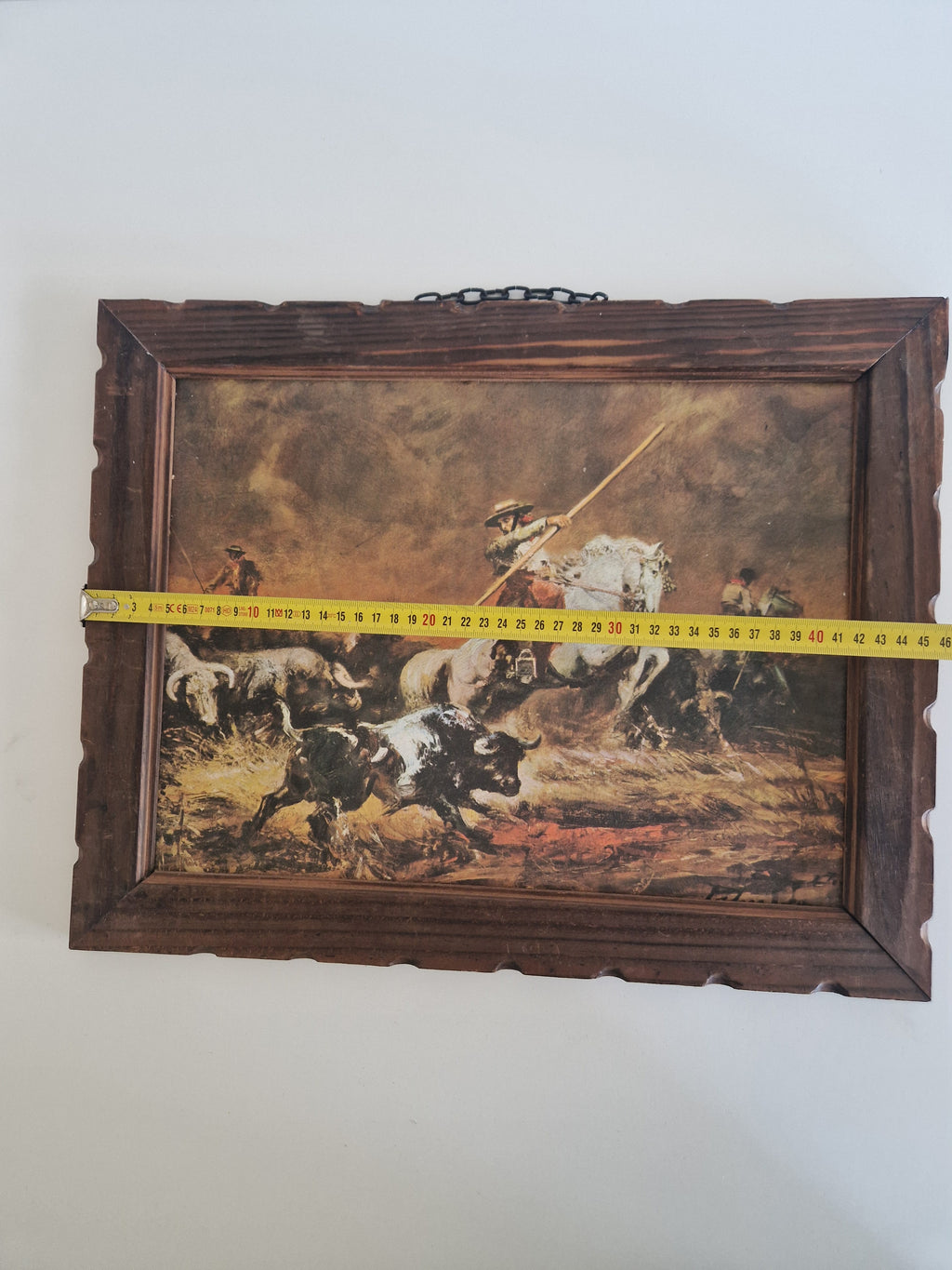 Antikes Ölgemälde – Spanische romantische Stierkampfszene | Picadore zu Pferd | Geschnitzter Walnussrahmen | 46 × 36 cm