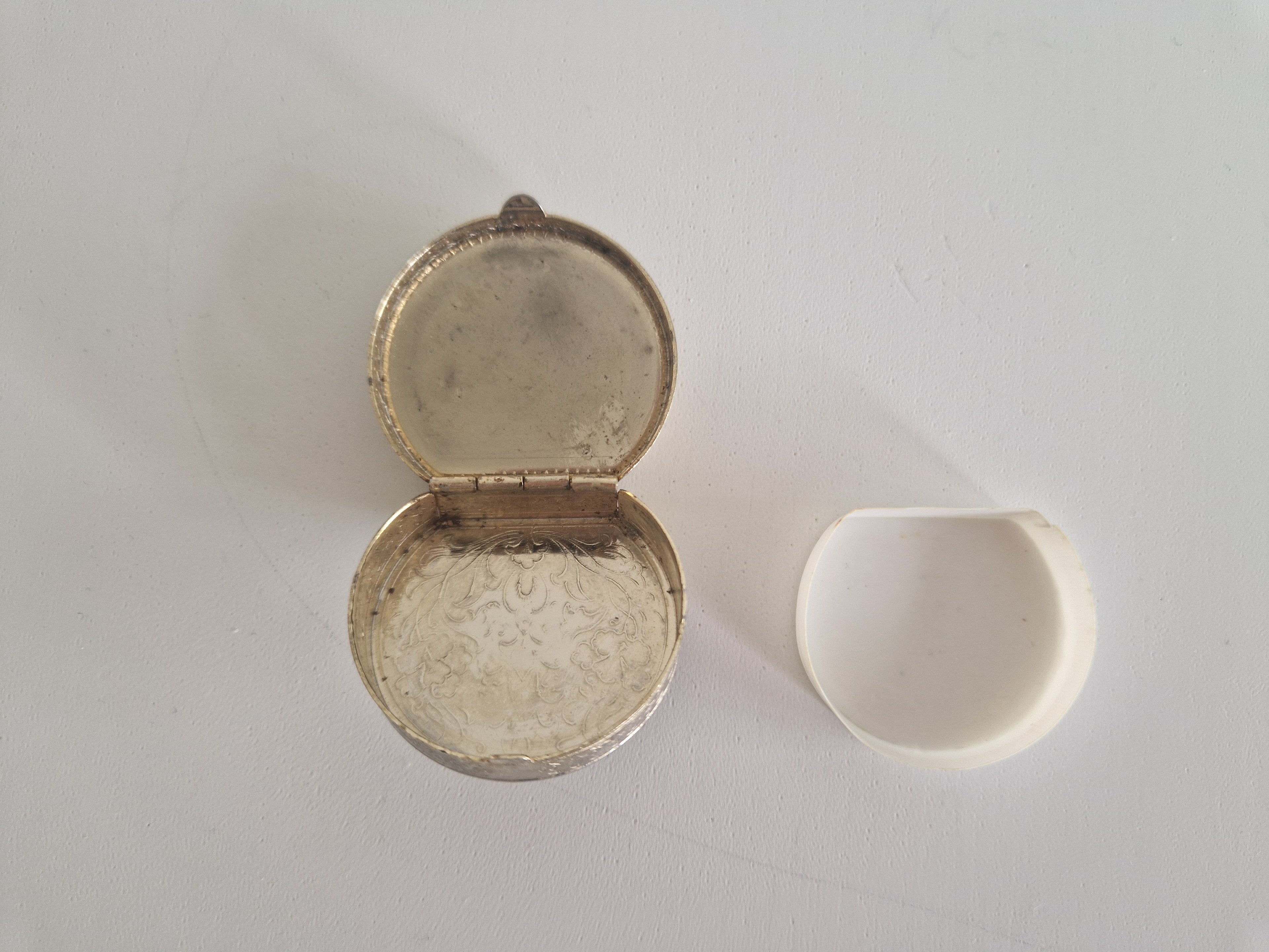 Vintage Miniature Pill Box with Fragonard-Style Porcelain Lid & Engraved Silver Body