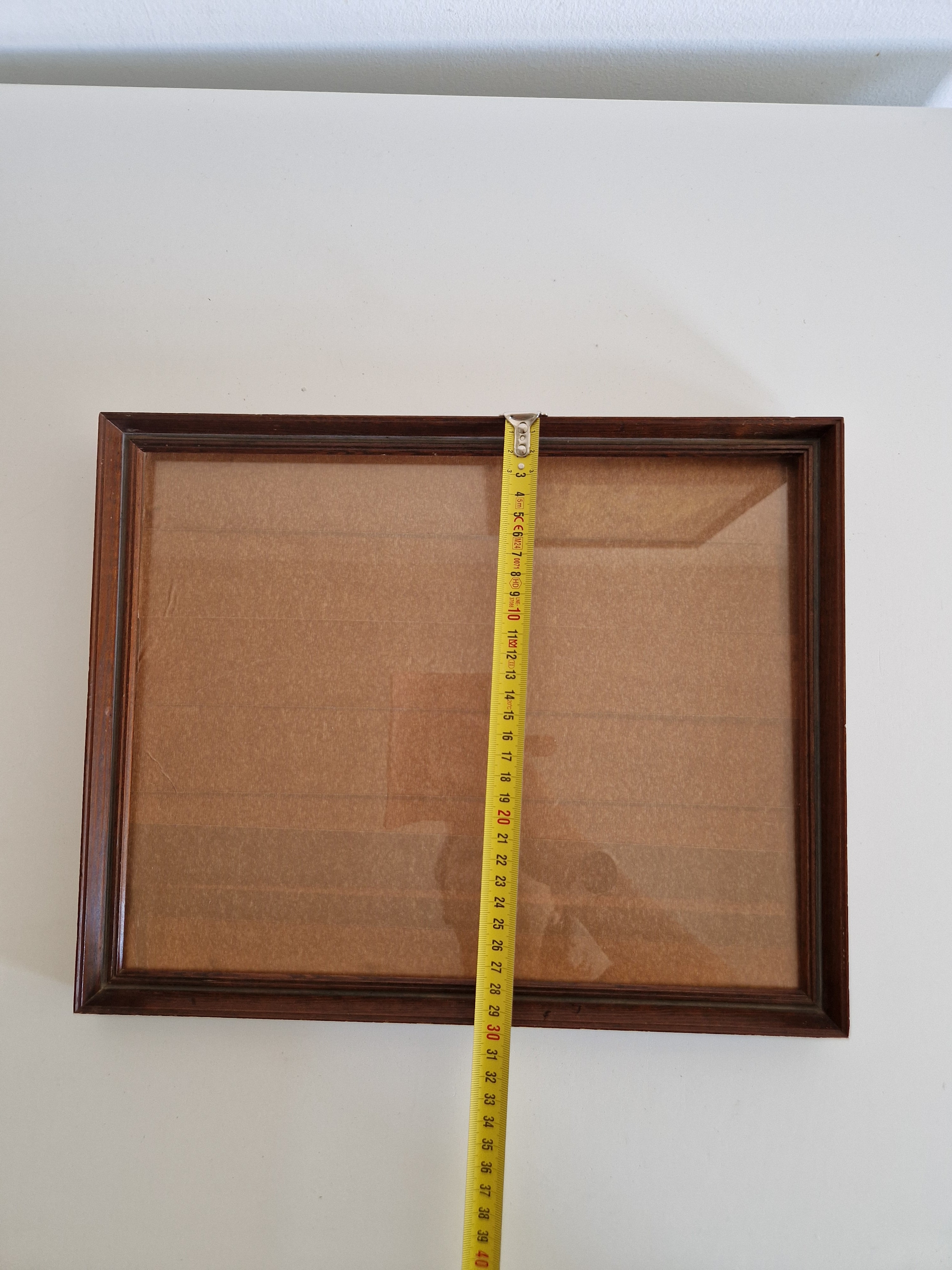 Antiker handgefertigter Holzbilderrahmen mit Glas – Massivholz, Nussbaumfarben
