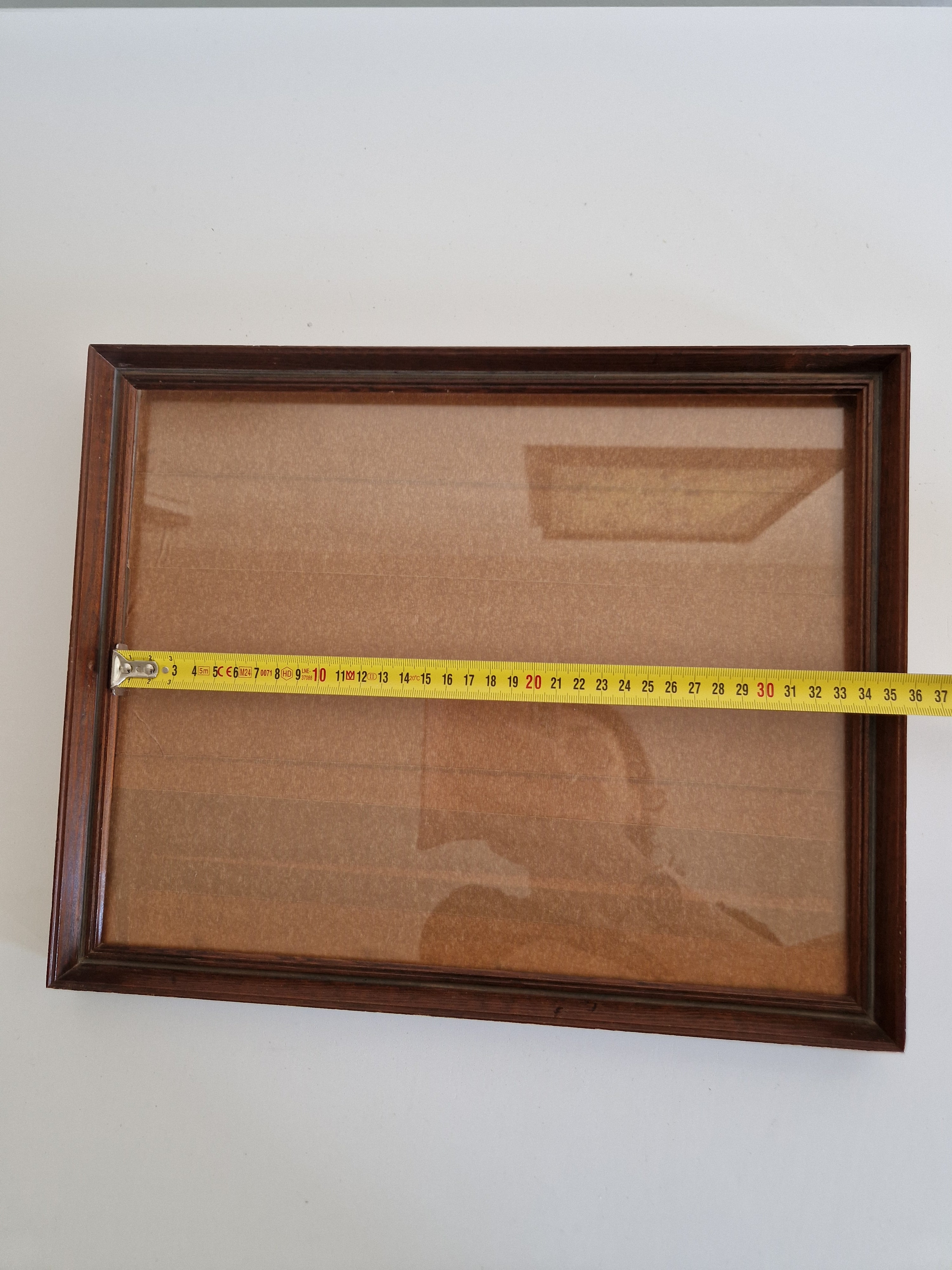Antiker handgefertigter Holzbilderrahmen mit Glas – Massivholz, Nussbaumfarben