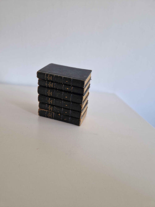 Antique French Book Set: Le Christianisme par Fénelon - A Timeless Treasure for Devotional Readers