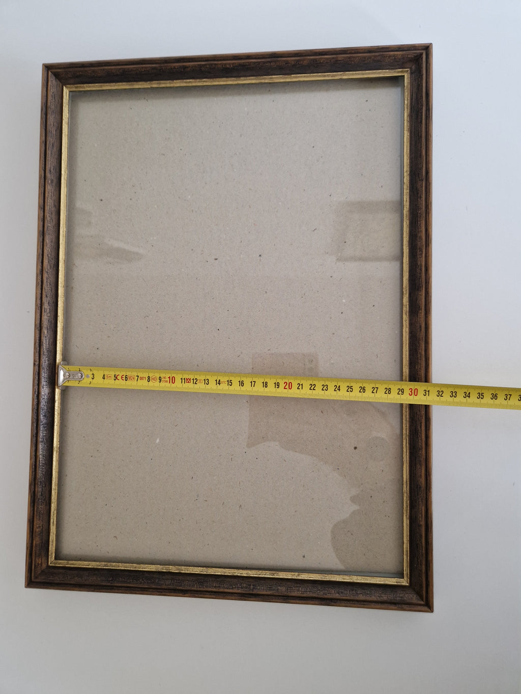 Vintage Holz-Bilderrahmen | Dunkles Maserfurnier & goldene Zierleiste | 30×40cm Öffnung | Inklusive Glas