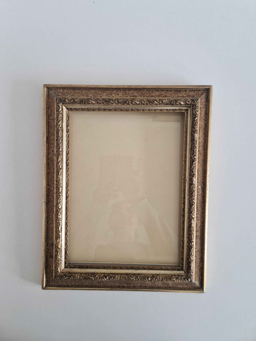 Antique Wooden Picture Frame - Embossed Gold-Bronze Finish for Elegant Home Décor