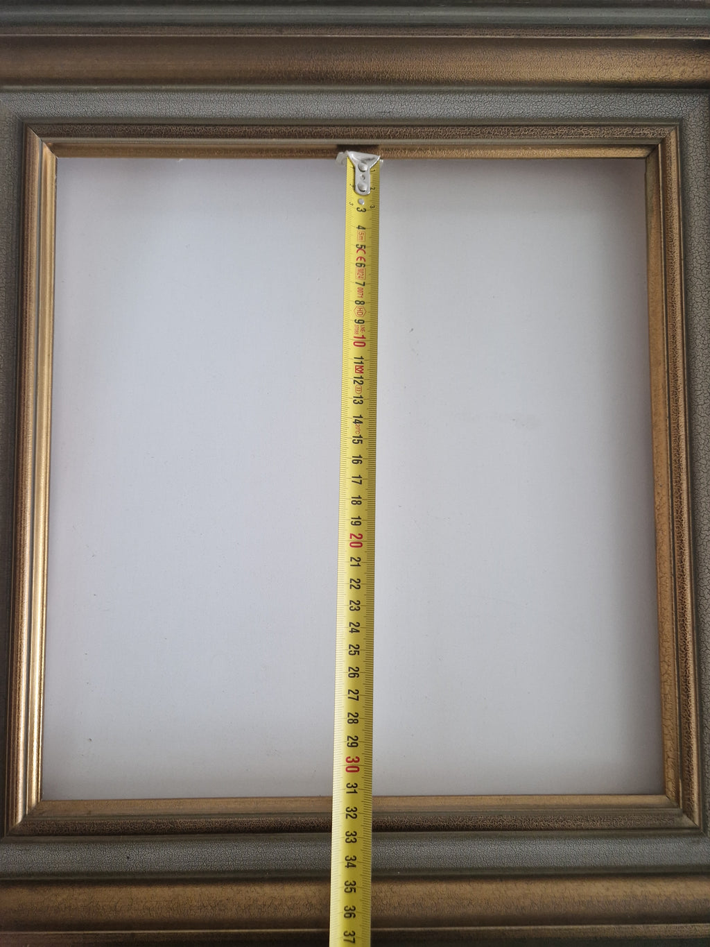 Vintage Antiker Gold-Stufenbilderrahmen | 30×30cm Öffnung | Galerie-Stil | Ohne Glas