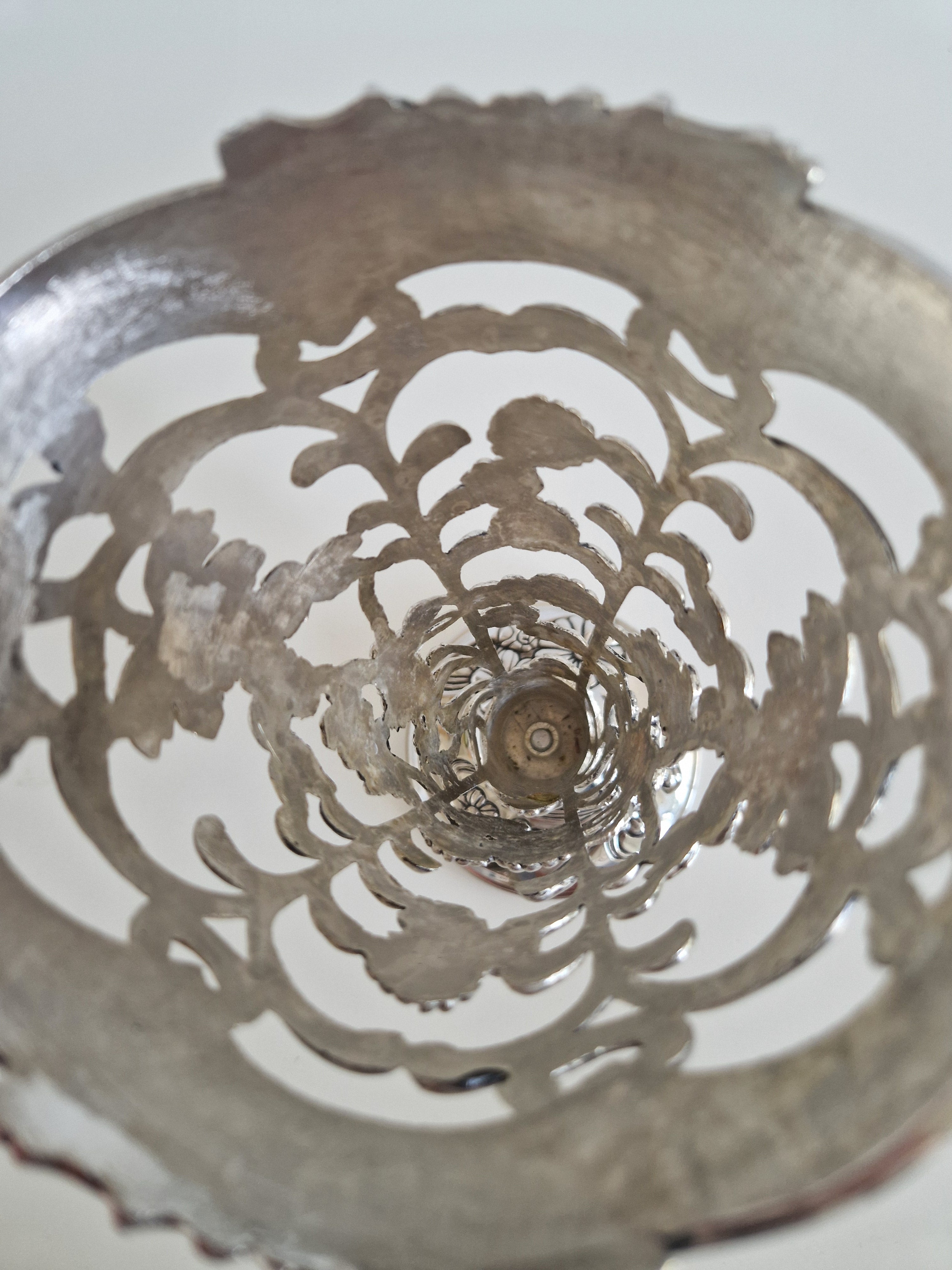 Vintage Silver-Plated Reticulated Vase – Pierced Floral Trumpet, approx. 25 cm