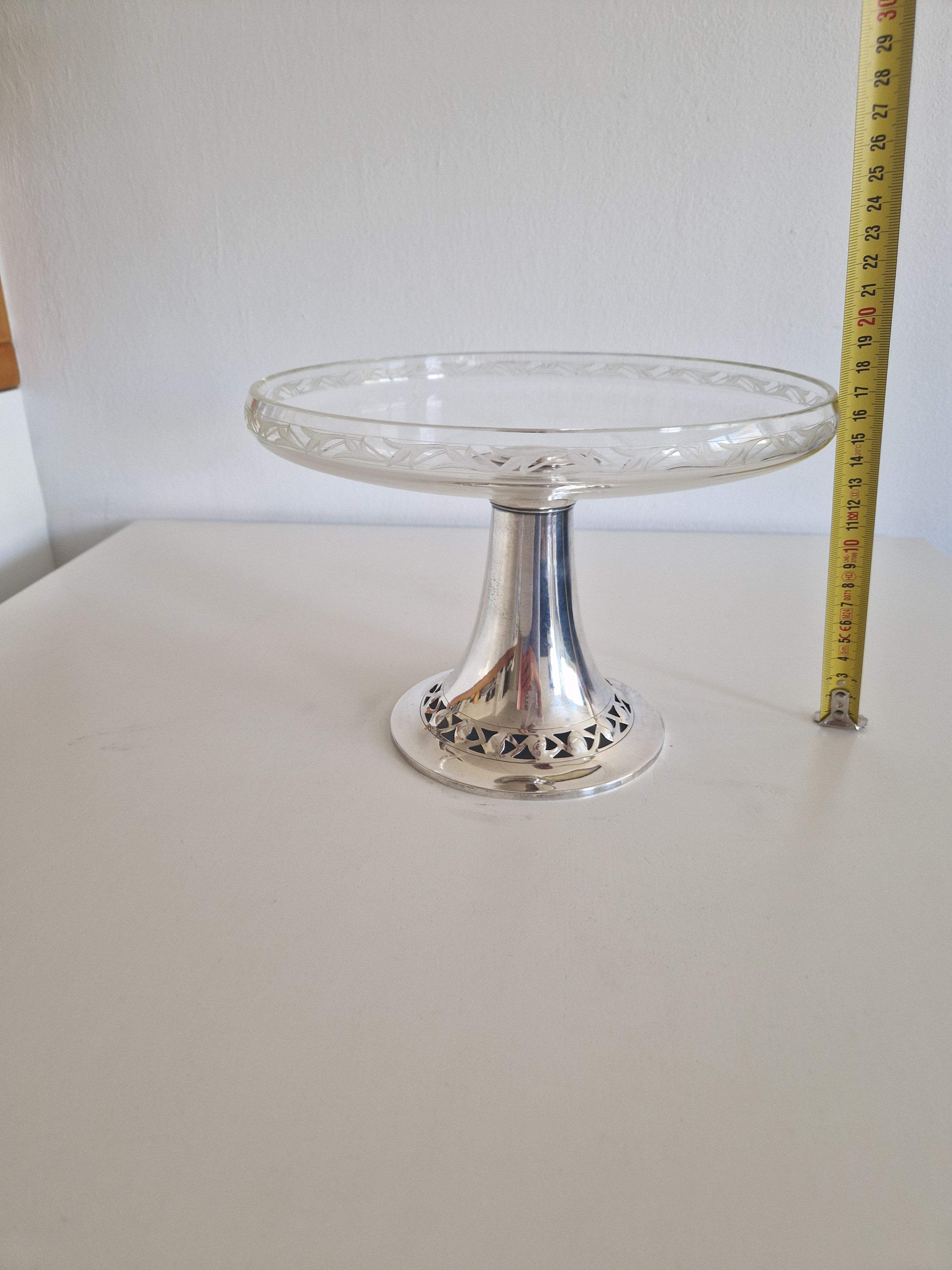 Vintage Silver-Plated & Engraved Crystal Cake Stand Tazza – Art Nouveau Style, 26 cm