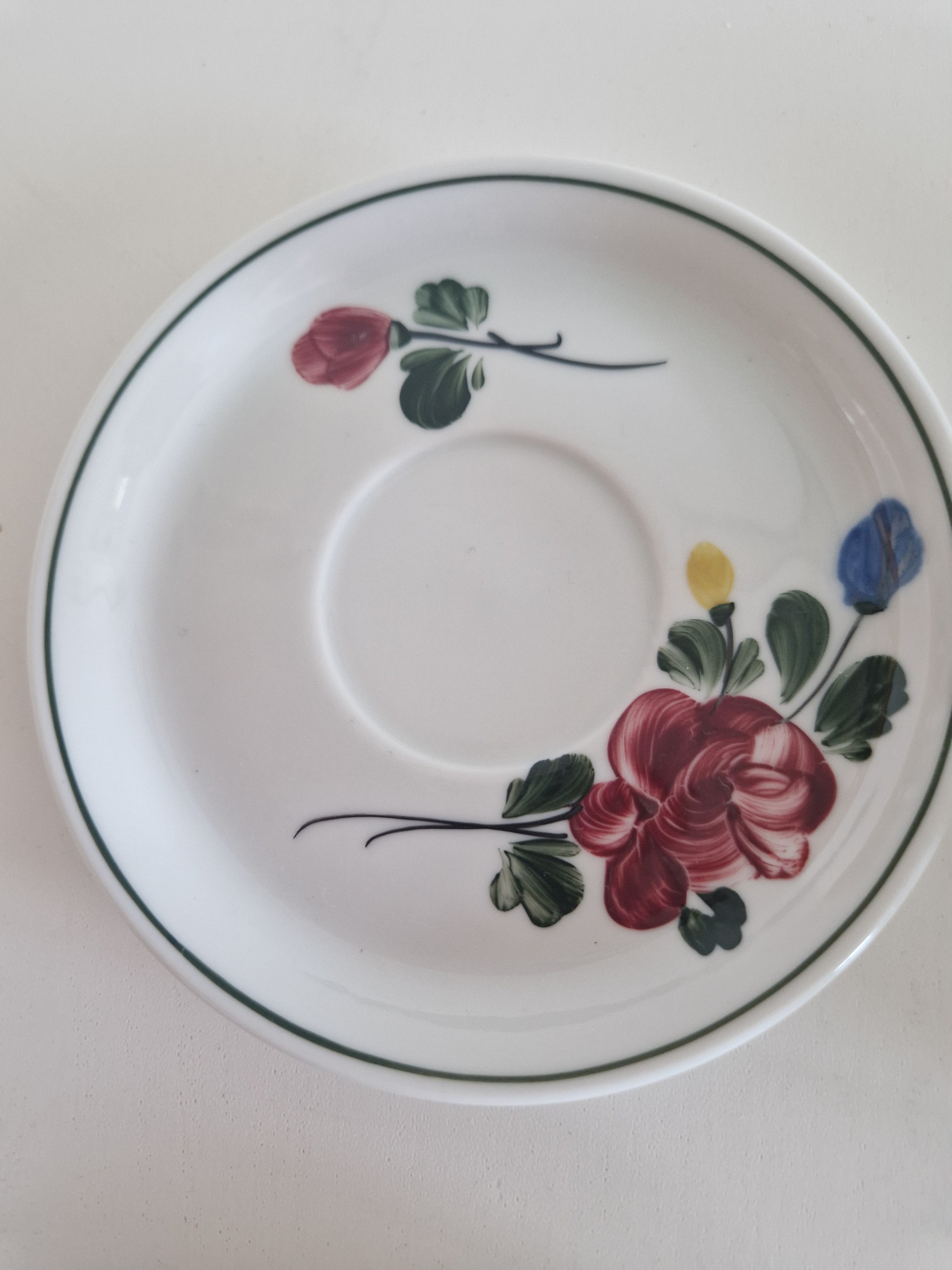 Lilien Porzellan Austria Breakfast Set for Two – Hand-Painted Folk Rose Pattern | Underglaze | 7 Pieces: 2 Cups, 2 Saucers, 2 Plates, 1 Milk Jug