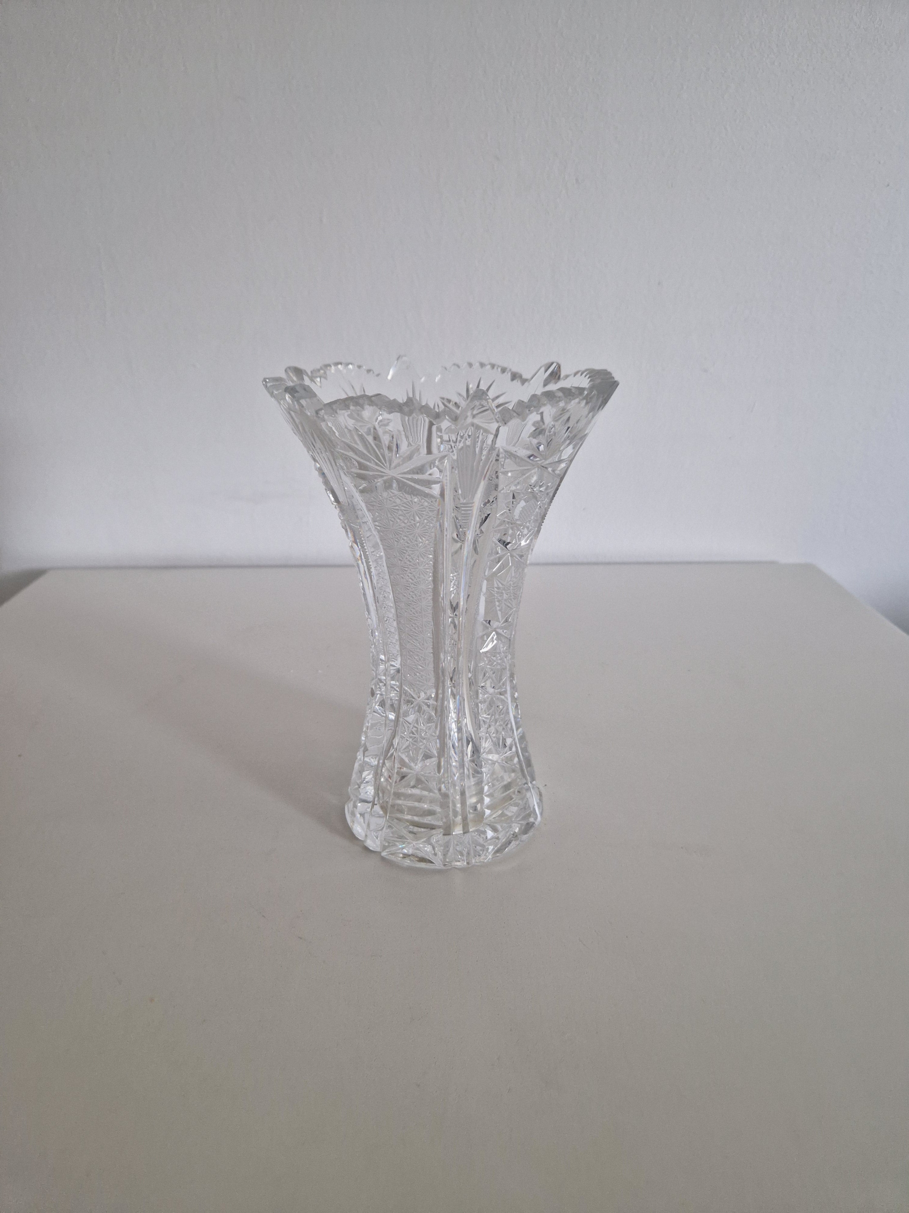 Vintage Bohemian Cut Crystal Trumpet Vase – Star, Fan & Diamond Pattern | Sawtooth Rim | 20 cm | Czech Crystal