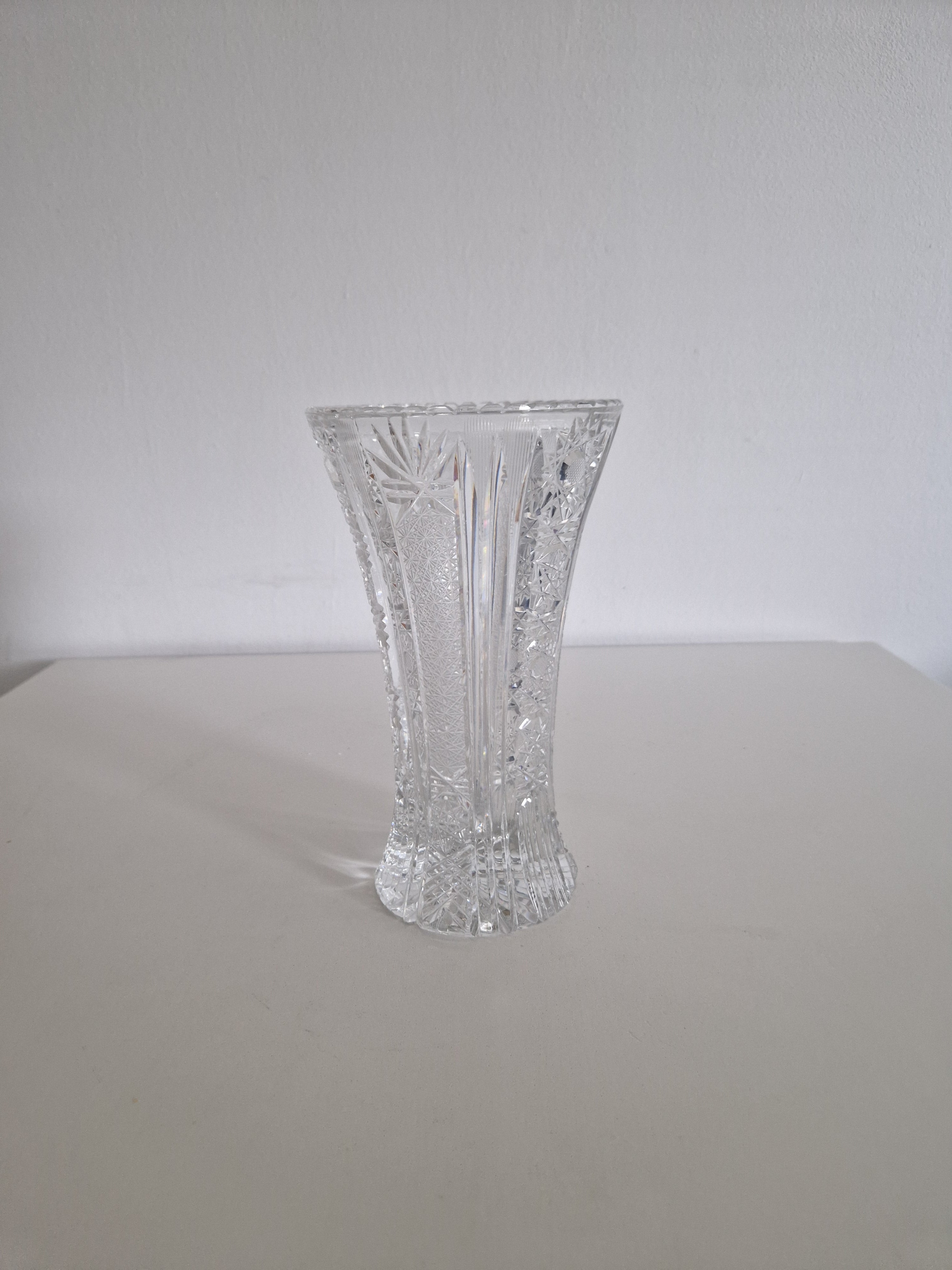 Vintage Bohemian Cut Crystal Trumpet Vase – Pinwheel Star, Fan & Floral Engraving | Sawtooth Rim | 20 cm | Czech Crystal