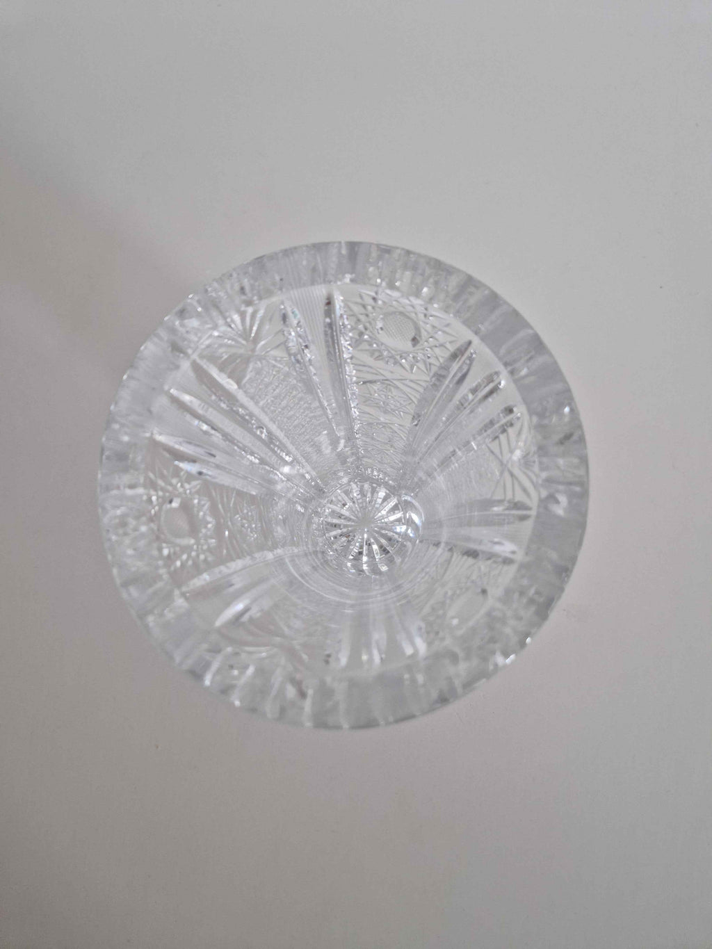 Elegant Bohemian Cut Crystal Vase - Timeless Trumpet Design with Stunning Pinwheel Detailing