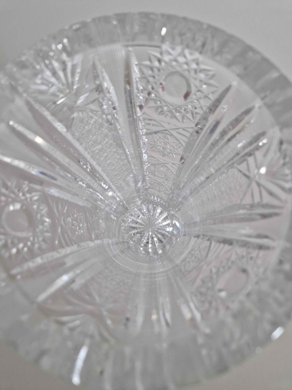 Elegant Bohemian Cut Crystal Vase - Timeless Trumpet Design with Stunning Pinwheel Detailing