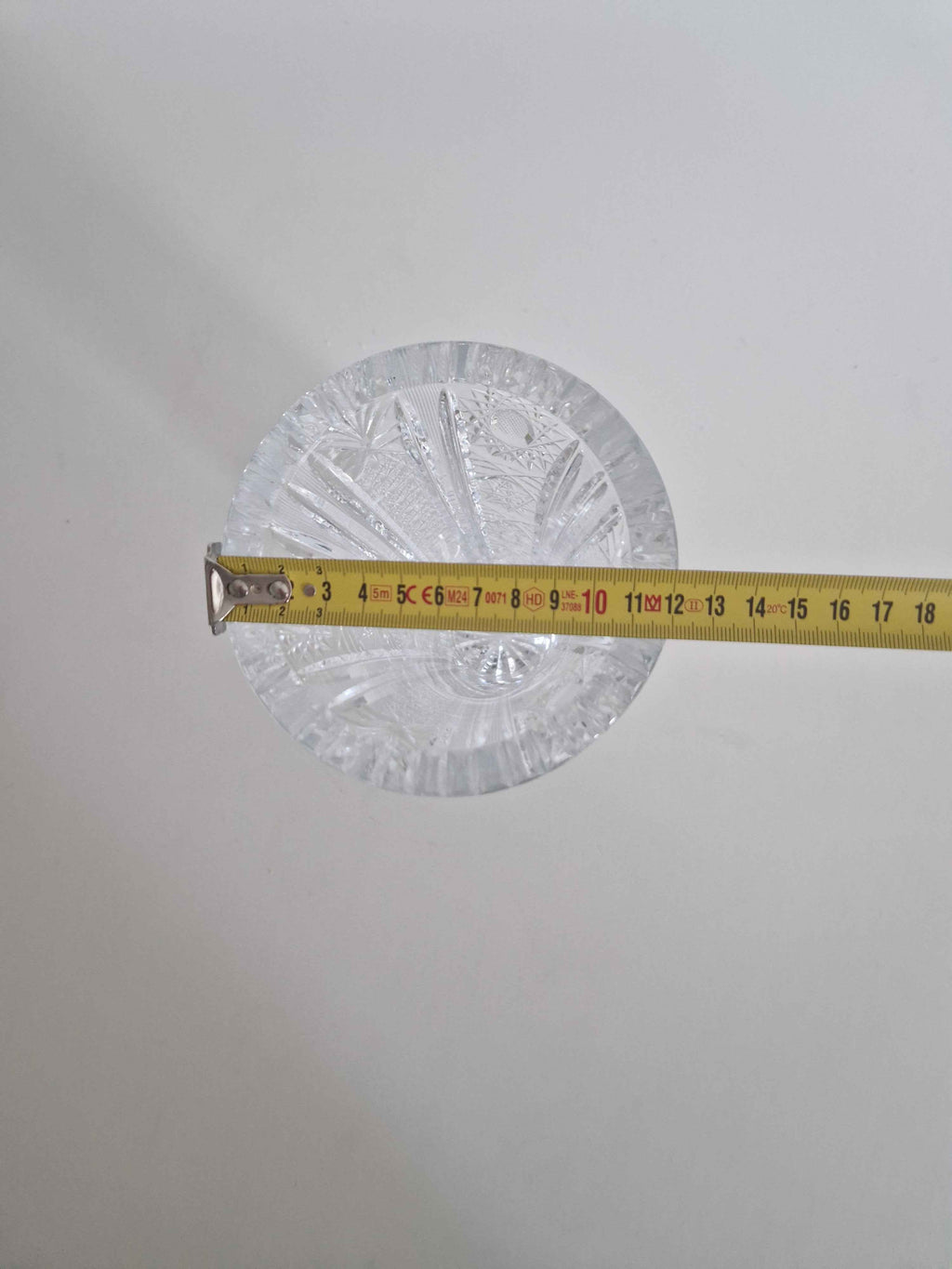 Elegant Bohemian Cut Crystal Vase - Timeless Trumpet Design with Stunning Pinwheel Detailing