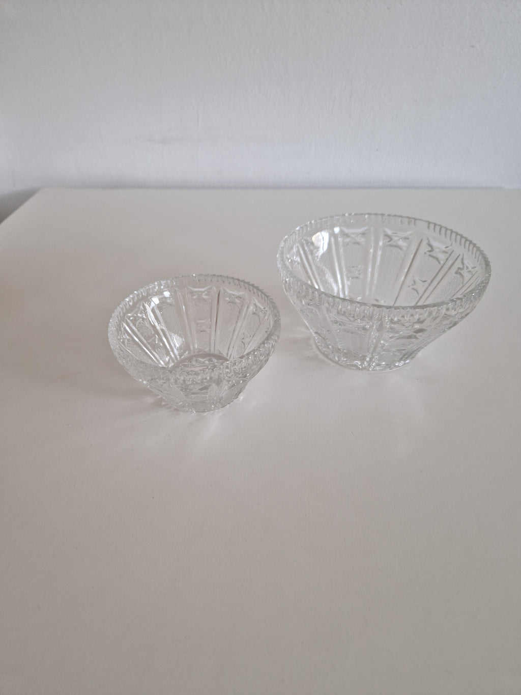 Ensemble de deux coupes en cristal vintage – Motif étoile et éventail | Petite 10 cm & Grande 20 cm | Cristal européen du milieu du siècle