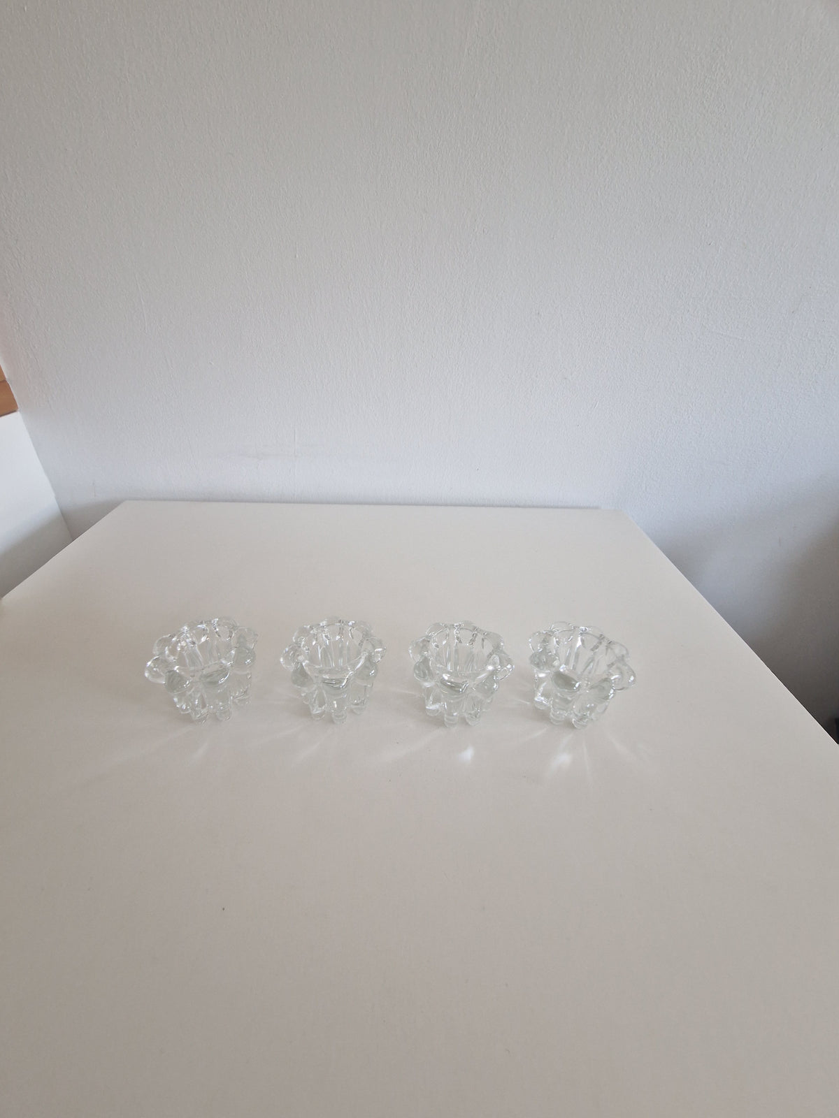 Elegant Flower-Shaped Glass Candle Holders - Set of 4 for a Timeless Touch
