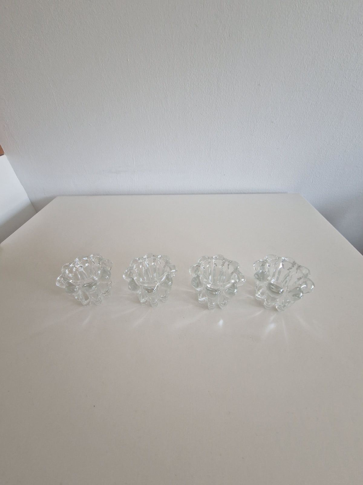 Elegant Flower-Shaped Glass Candle Holders - Set of 4 for a Timeless Touch