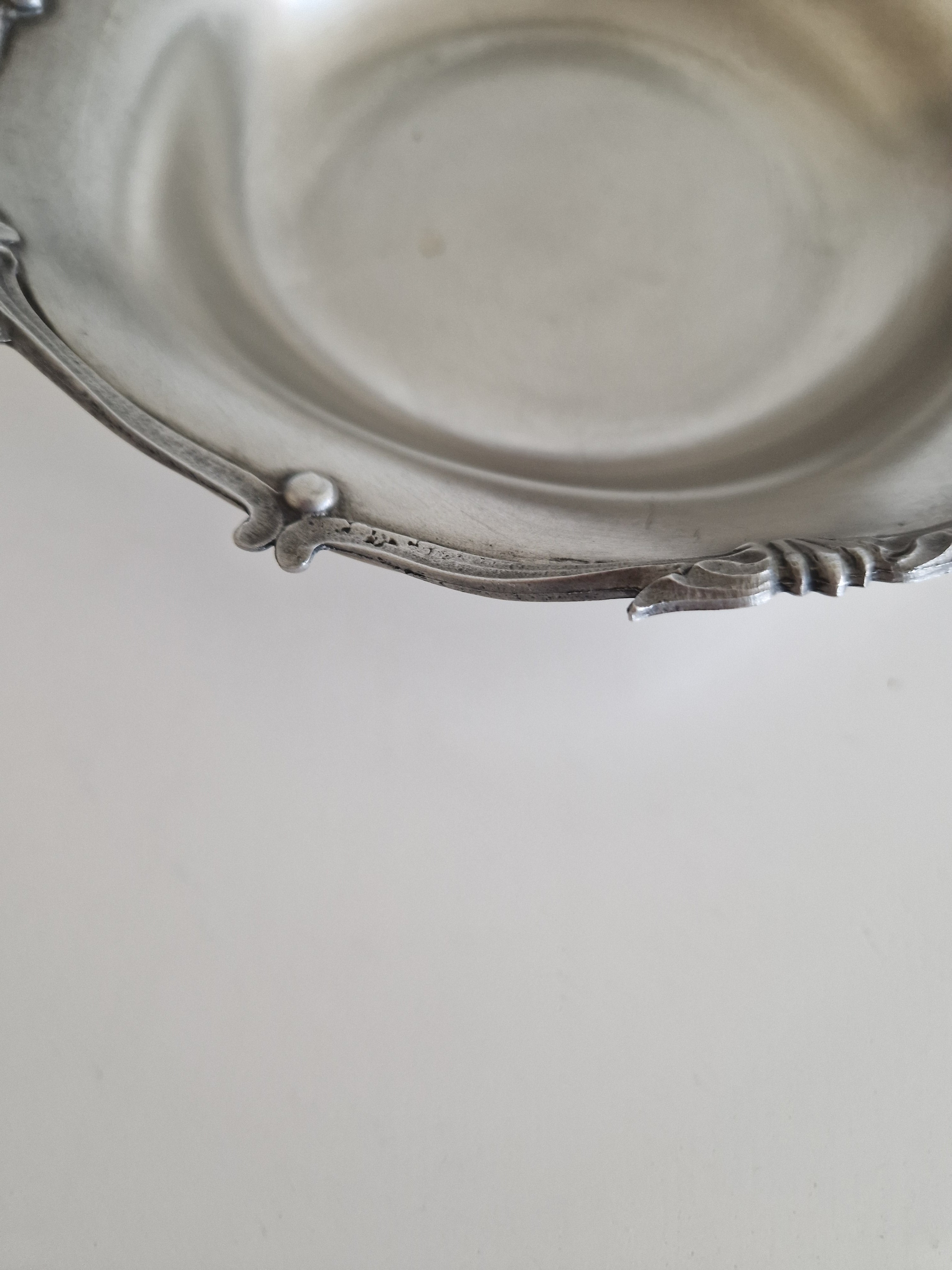 Vintage Art Nouveau Revival Pewter Footed Bowl – 95% Feinzinn, Dragonfly & Shell Rim, Mid-20th Century