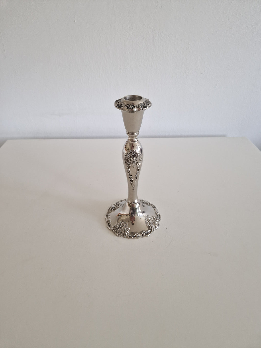 Vintage Silver-Plated Candlestick – Rococo Floral Embossed, 20 cm