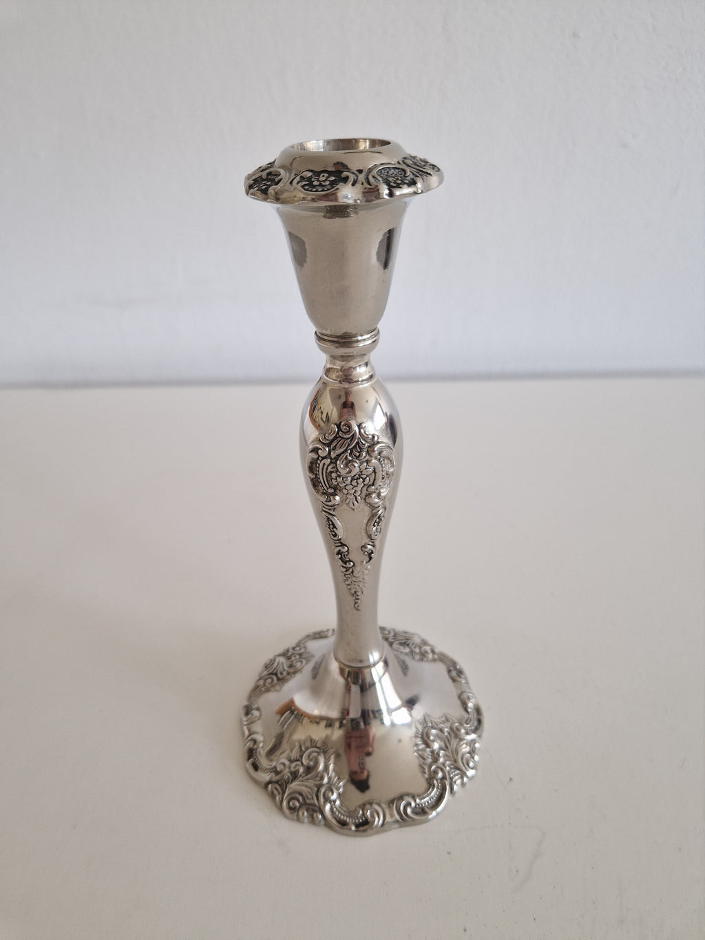 Vintage Silver-Plated Candlestick – Rococo Floral Embossed, 20 cm