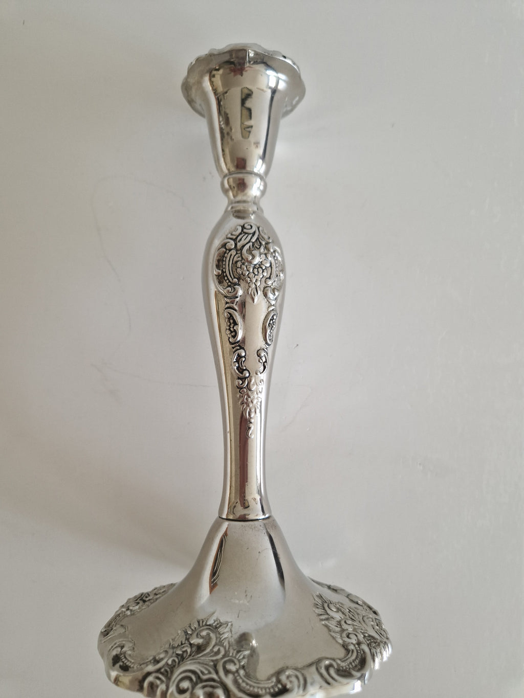 Vintage Silver-Plated Candlestick – Rococo Floral Embossed, 20 cm