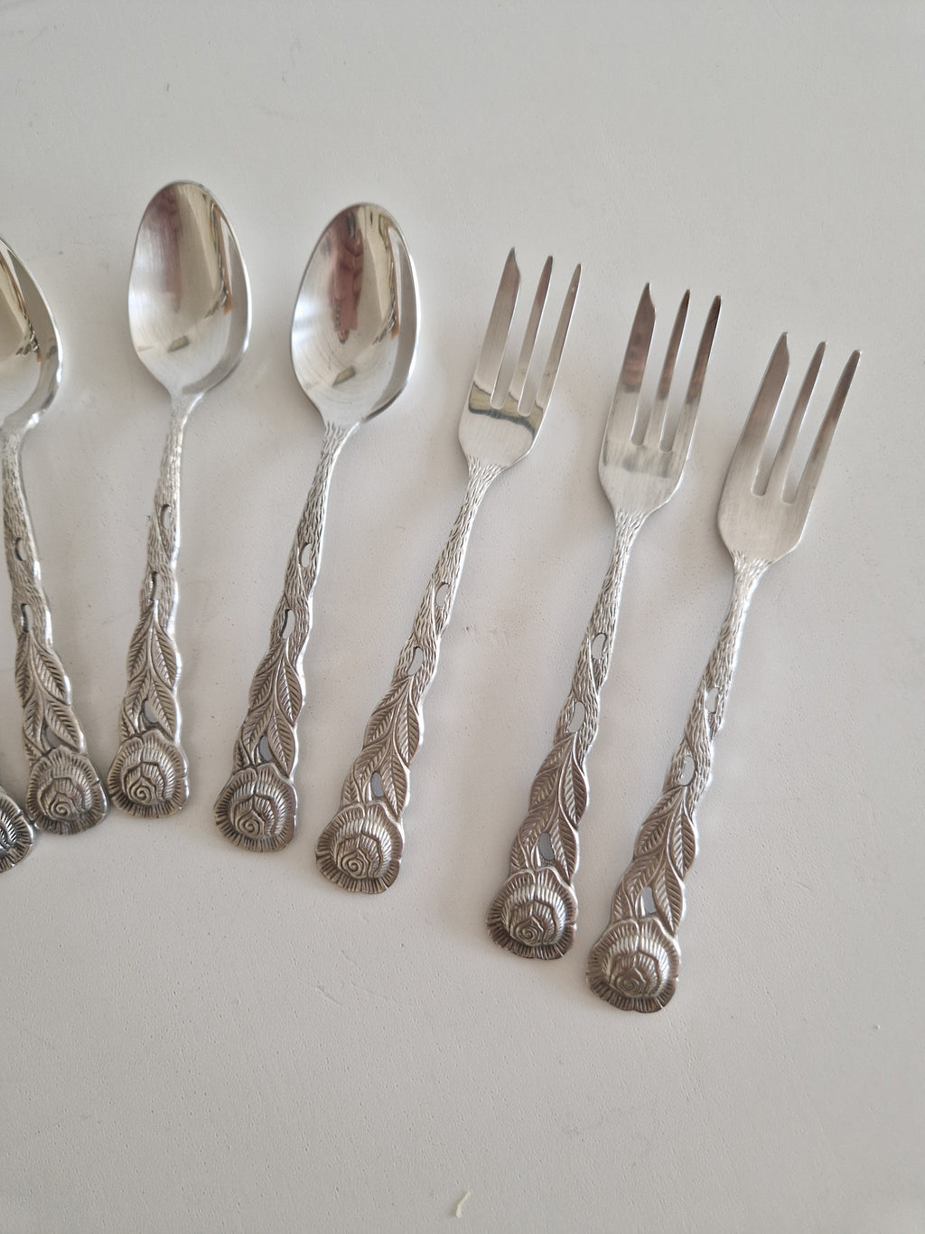 Vintage Silver-Plated Cutlery Set – Hildesheimer Rose Pattern, 14-Piece