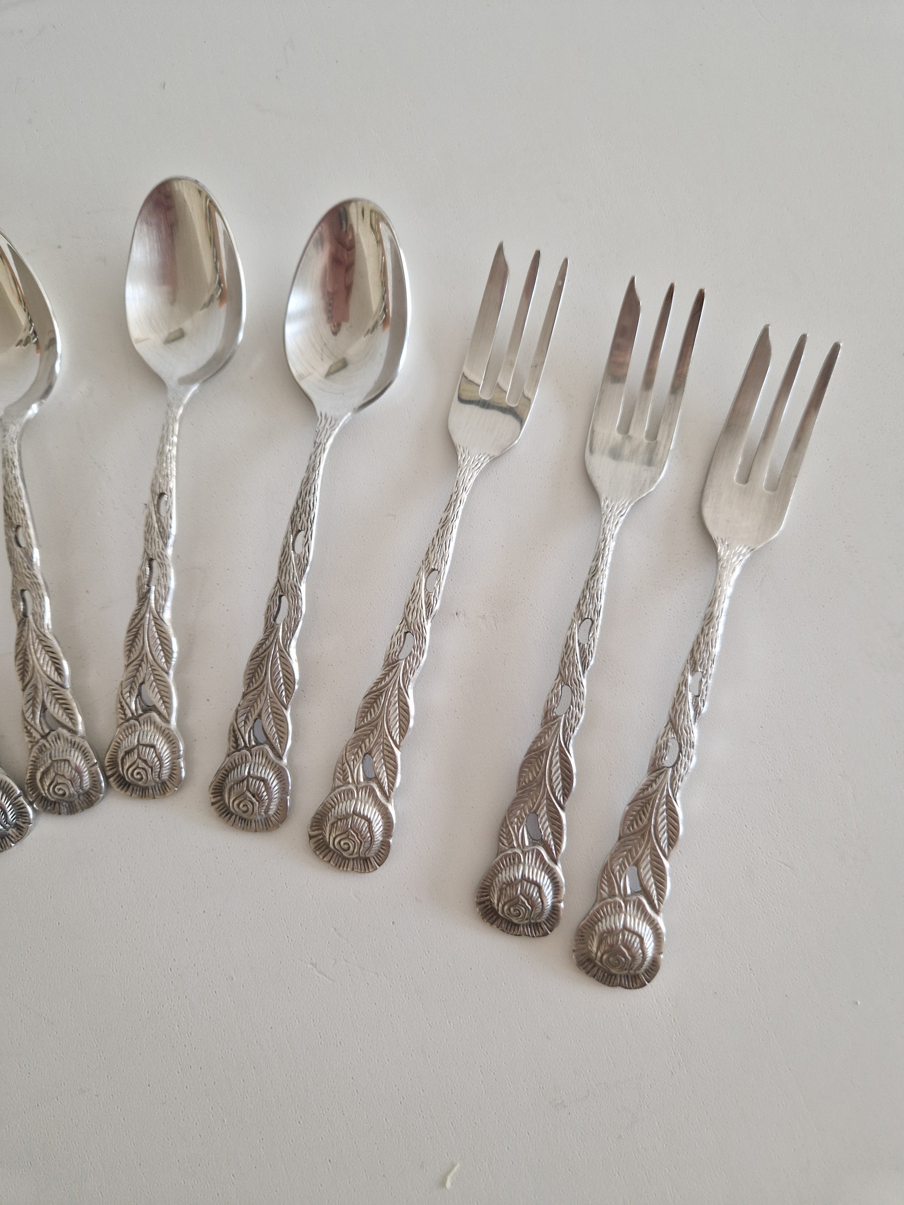 Vintage Silver-Plated Cutlery Set – Hildesheimer Rose Pattern, 14-Piece