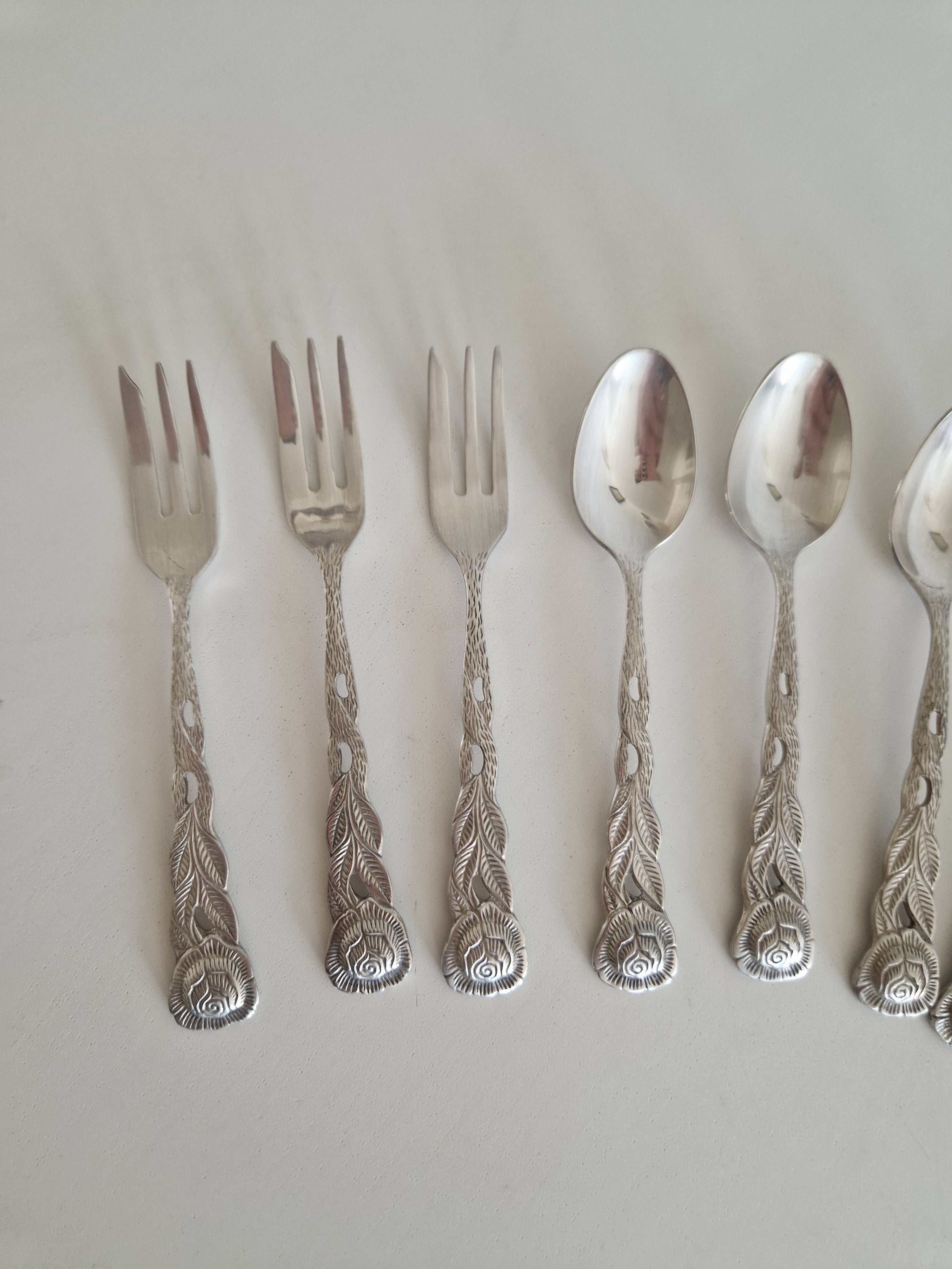 Vintage Silver-Plated Cutlery Set – Hildesheimer Rose Pattern, 14-Piece