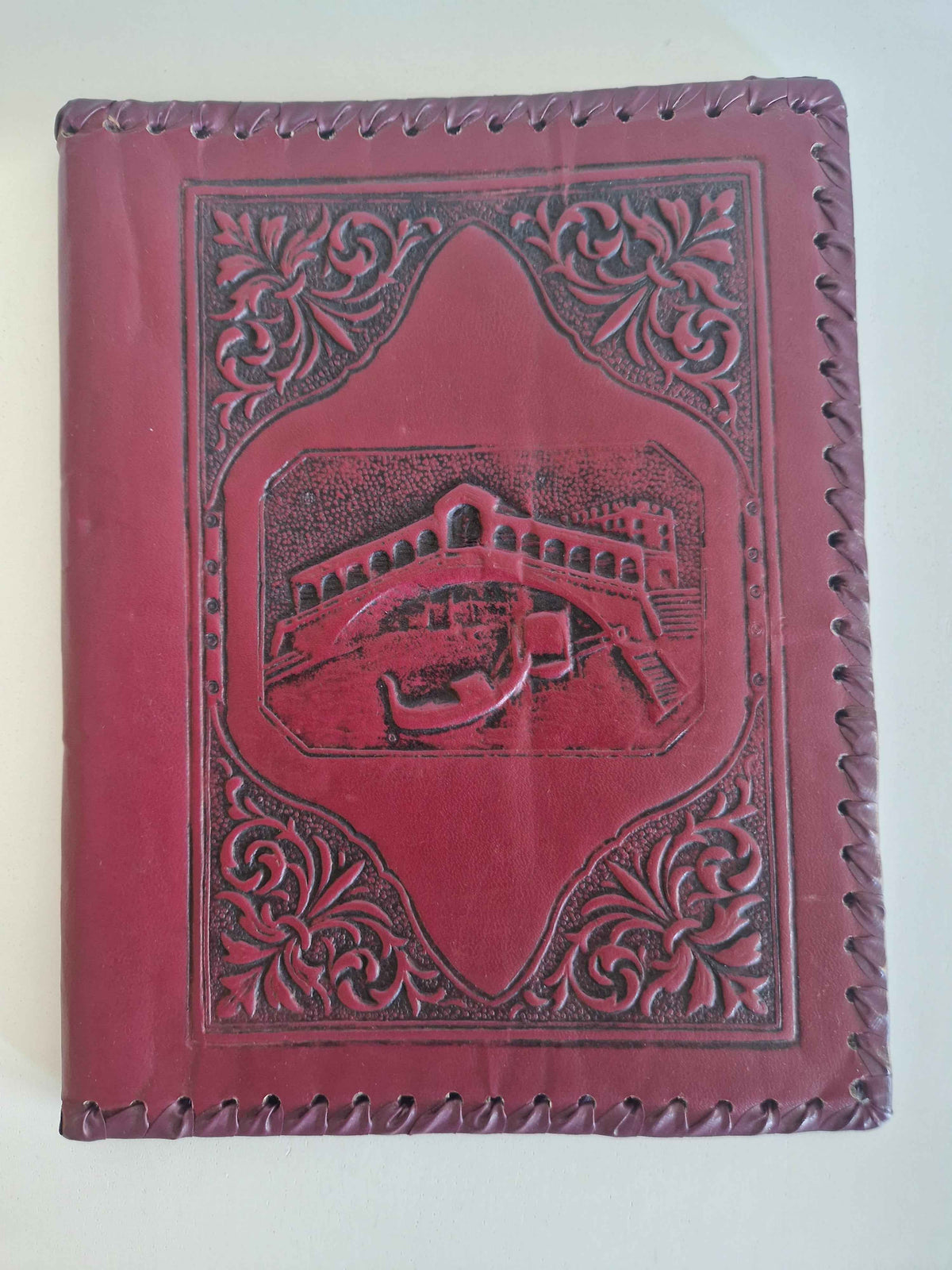 Vintage Leather Book Cover: Hand-Stitched Burgundy Rialto Bridge Design for Timeless Elegance