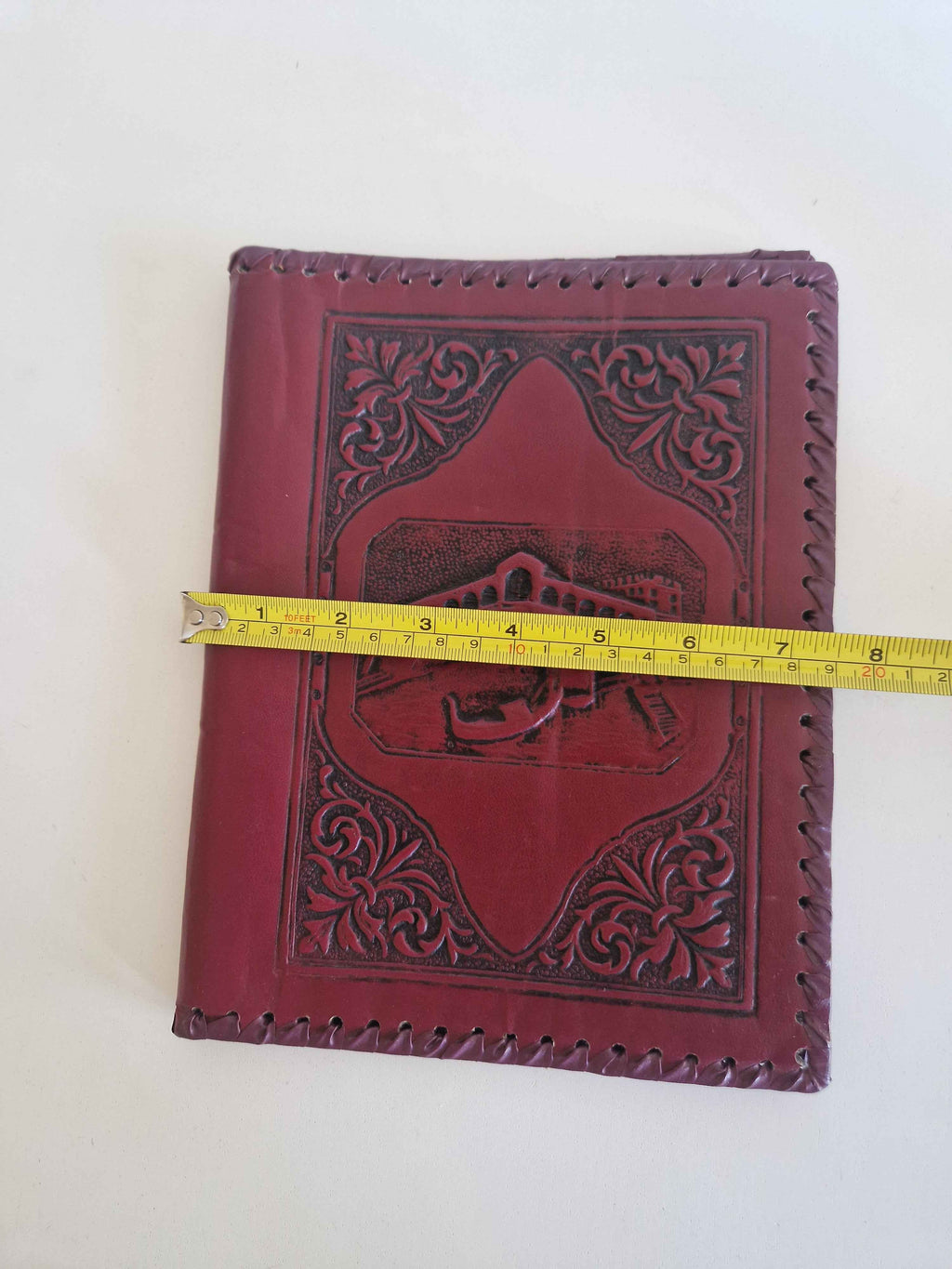 Vintage Leather Book Cover: Hand-Stitched Burgundy Rialto Bridge Design for Timeless Elegance