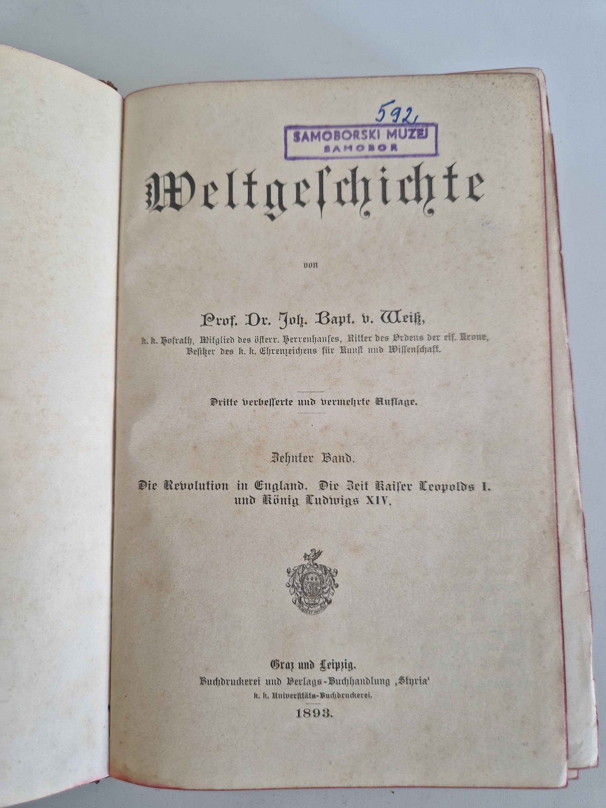 Immerse Yourself in History with the Antique German History Book: 19th Century Masterpiece