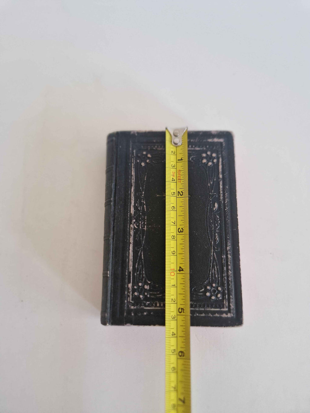 Antique German Prayer Book: A Timeless Treasure for Reflection and Faith
