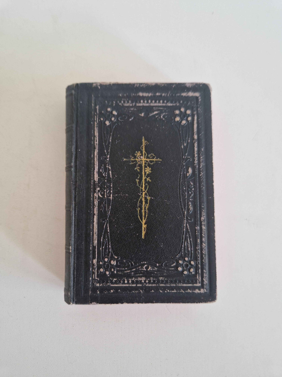 Antique German Prayer Book: A Timeless Treasure for Reflection and Faith