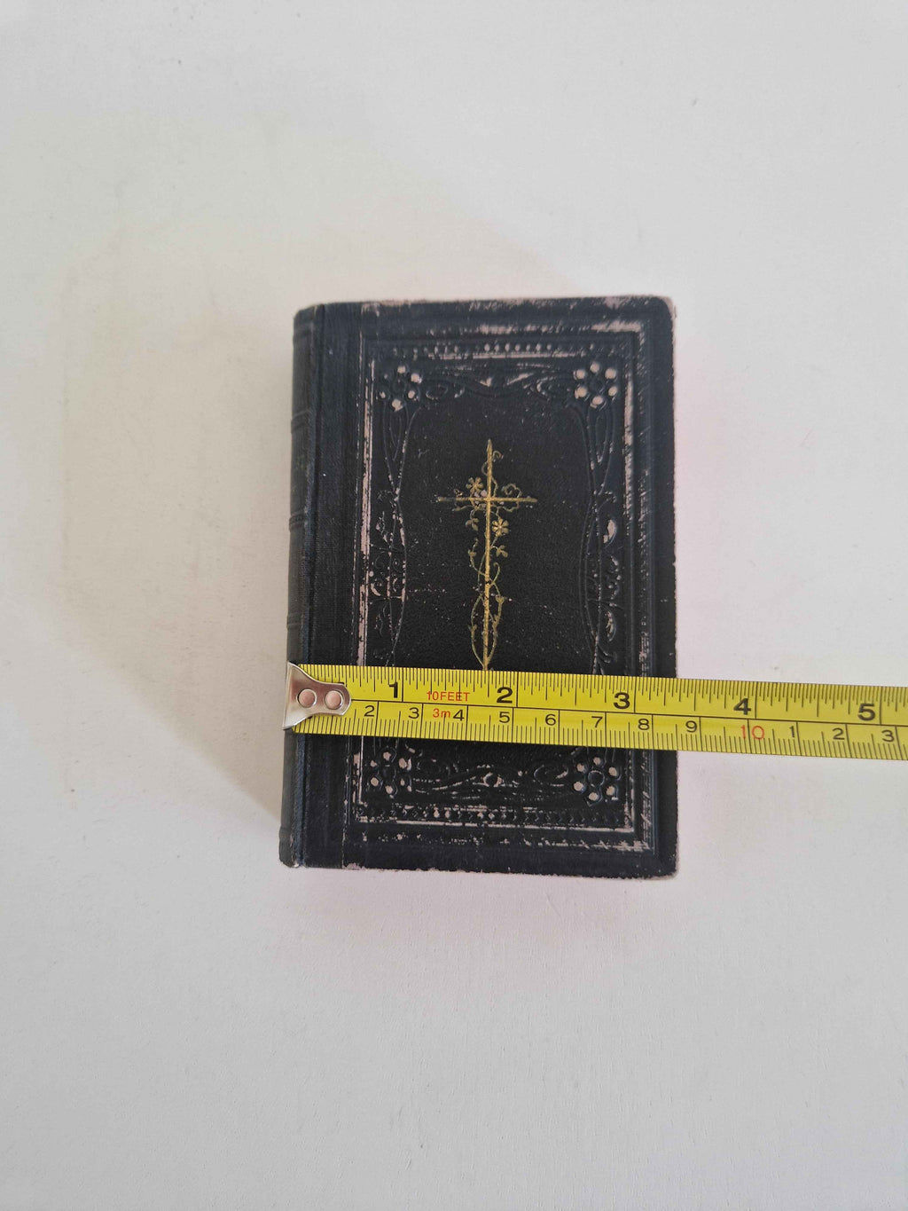 Antique German Prayer Book: A Timeless Treasure for Reflection and Faith