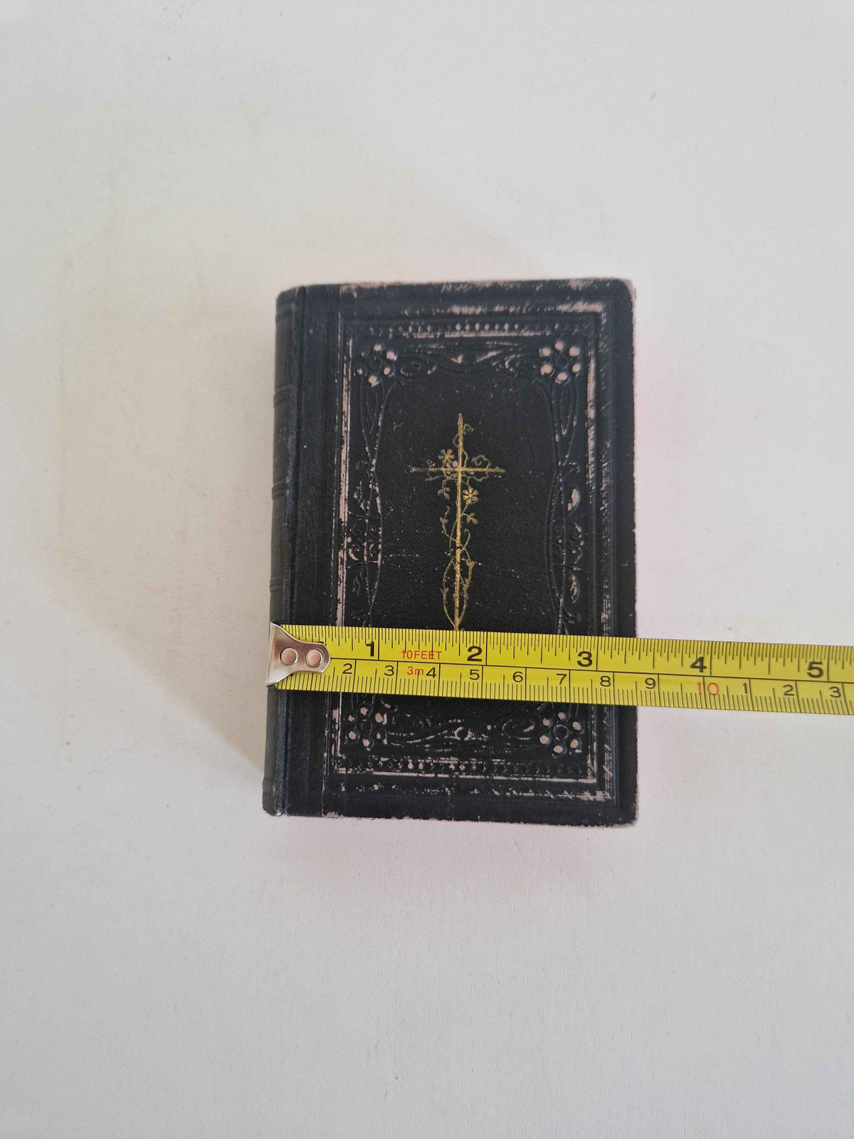Antique German Prayer Book: A Timeless Treasure for Reflection and Faith