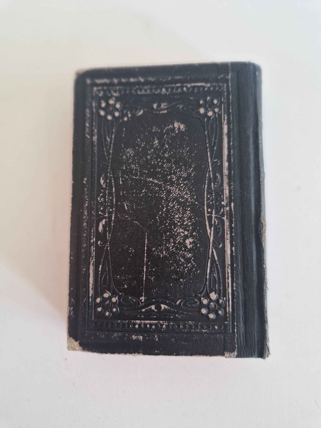 Antique German Prayer Book: A Timeless Treasure for Reflection and Faith