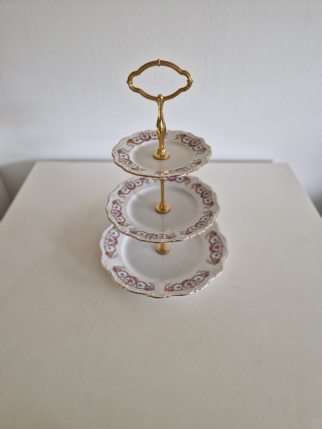 Vintage Porcelain 3-Tier Cake Stand – Seltmann Weiden Bavaria, Floral Gold Rim, 40 cm, Excellent Condition - WhisperTreasuresCo
