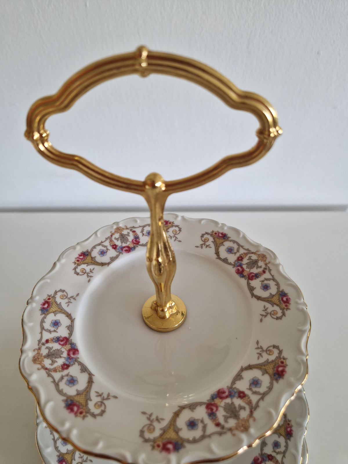 Vintage Porcelain 3-Tier Cake Stand – Seltmann Weiden Bavaria, Floral Gold Rim, 40 cm, Excellent Condition - WhisperTreasuresCo