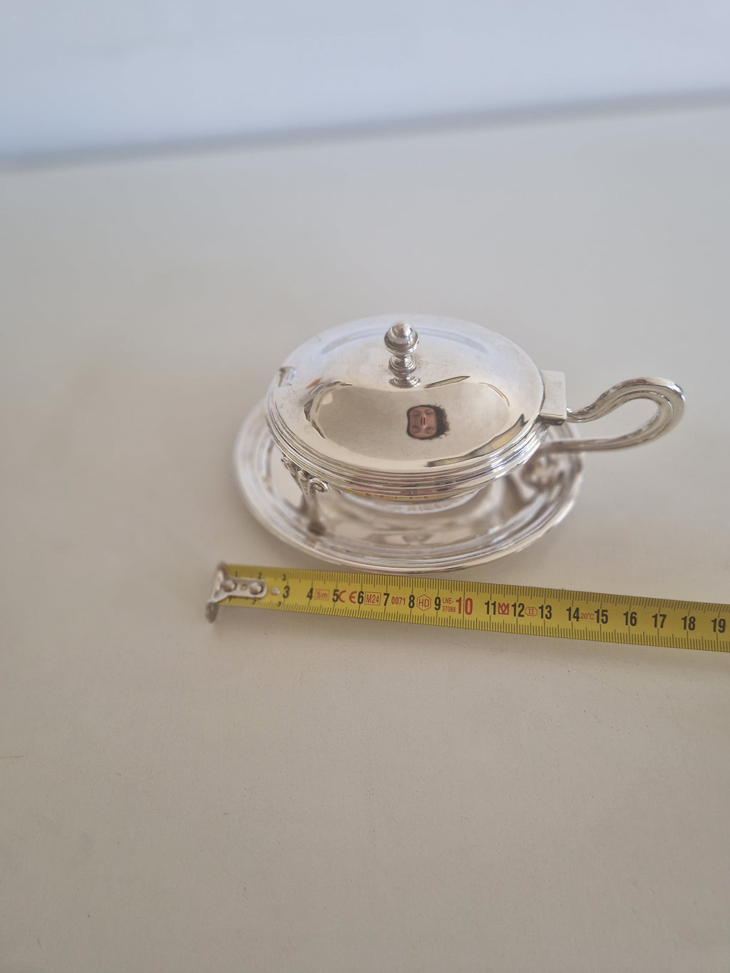 Antique French Silver-Plated Mustard Pot – Cut Crystal Insert, Acorn Finial, Scrolled Handle & Underplate, Belle Époque, 14 cm - WhisperTreasuresCo