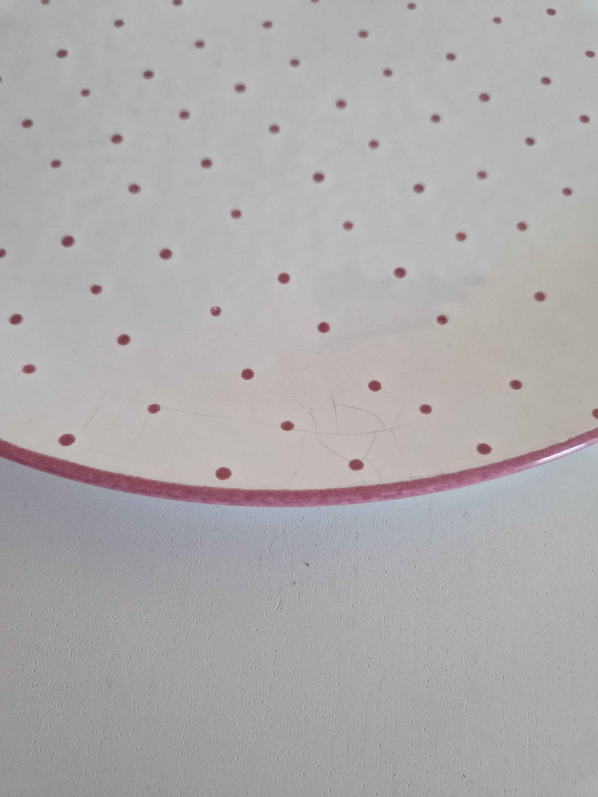 Exclusive Gmunden Keramik Serving Plate - Vintage Burgundy Tupfen Design