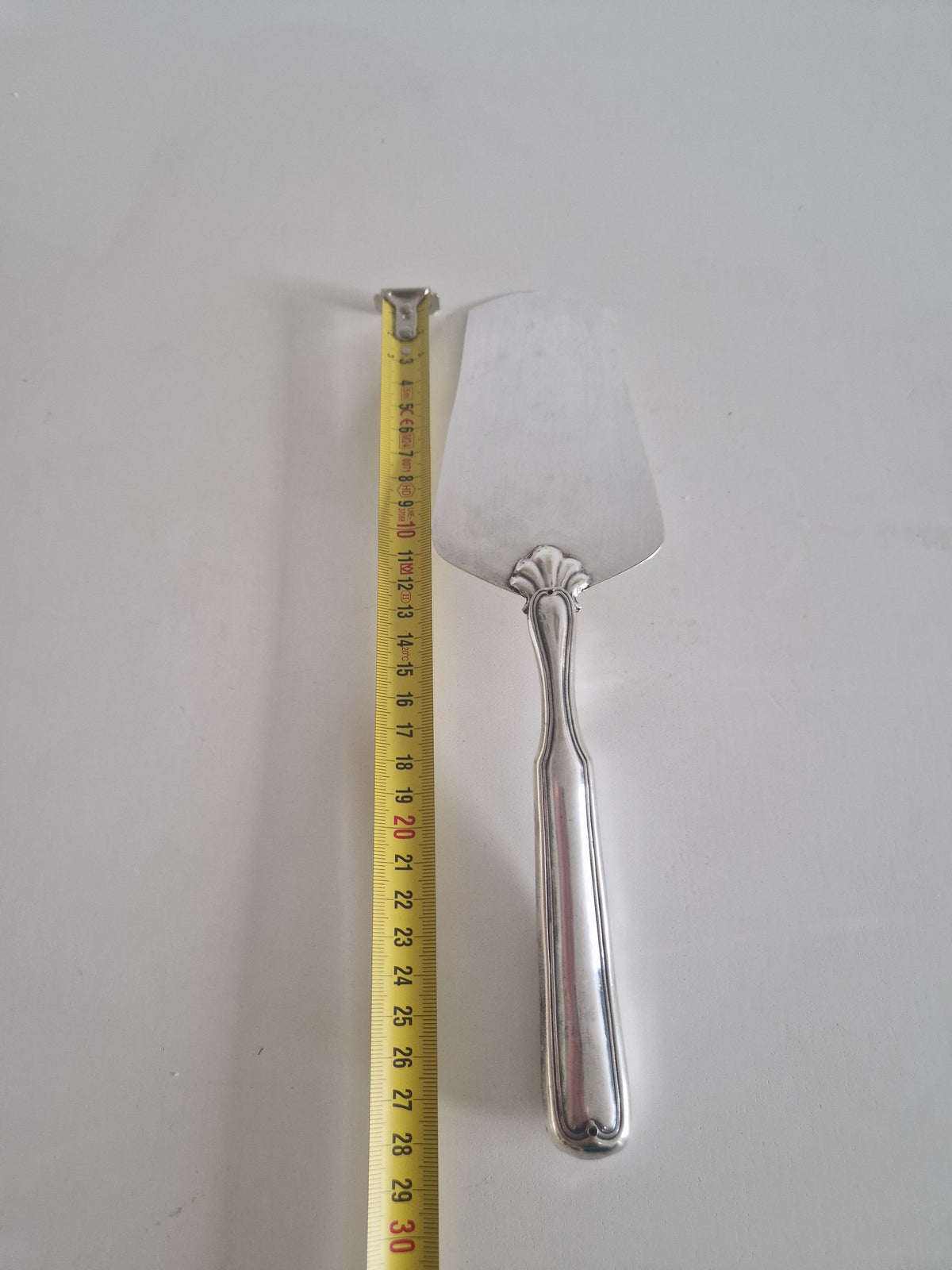 Vintage Silver-Plated Cake Server, Ornate 29 cm