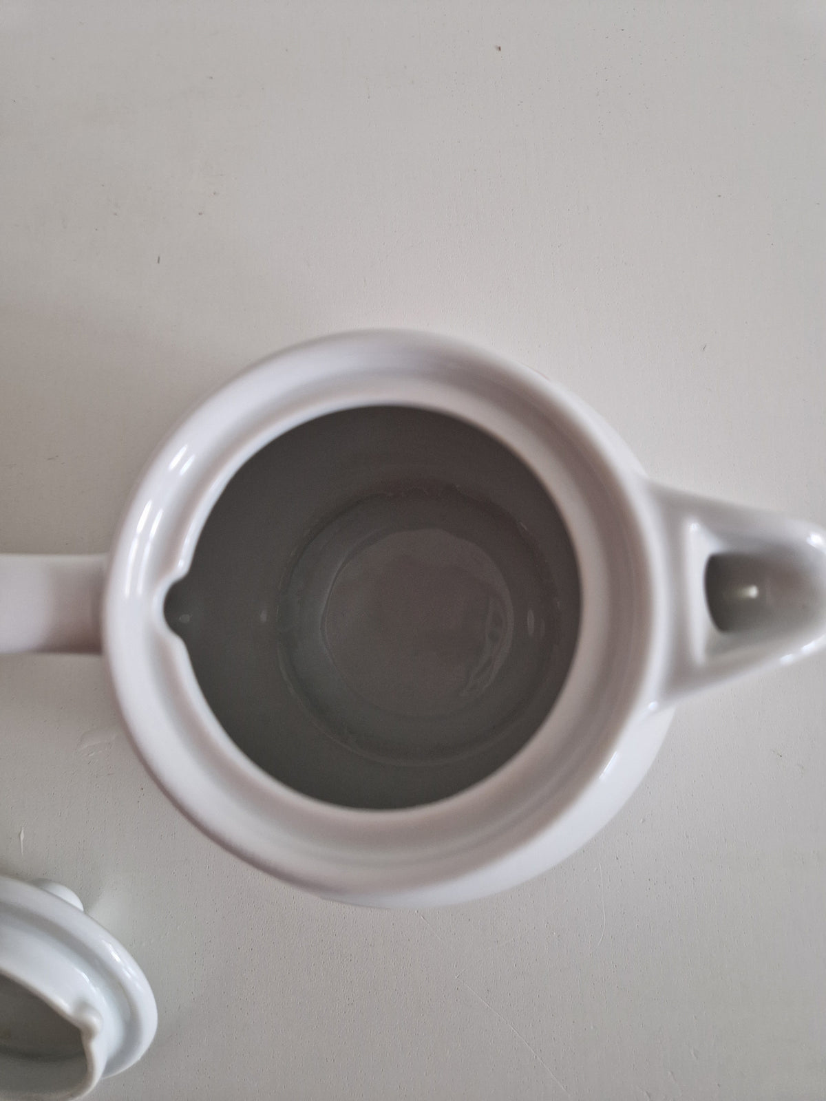 Vintage Lilien Porzellan Teapot – Hand-Painted Roses & Pansies