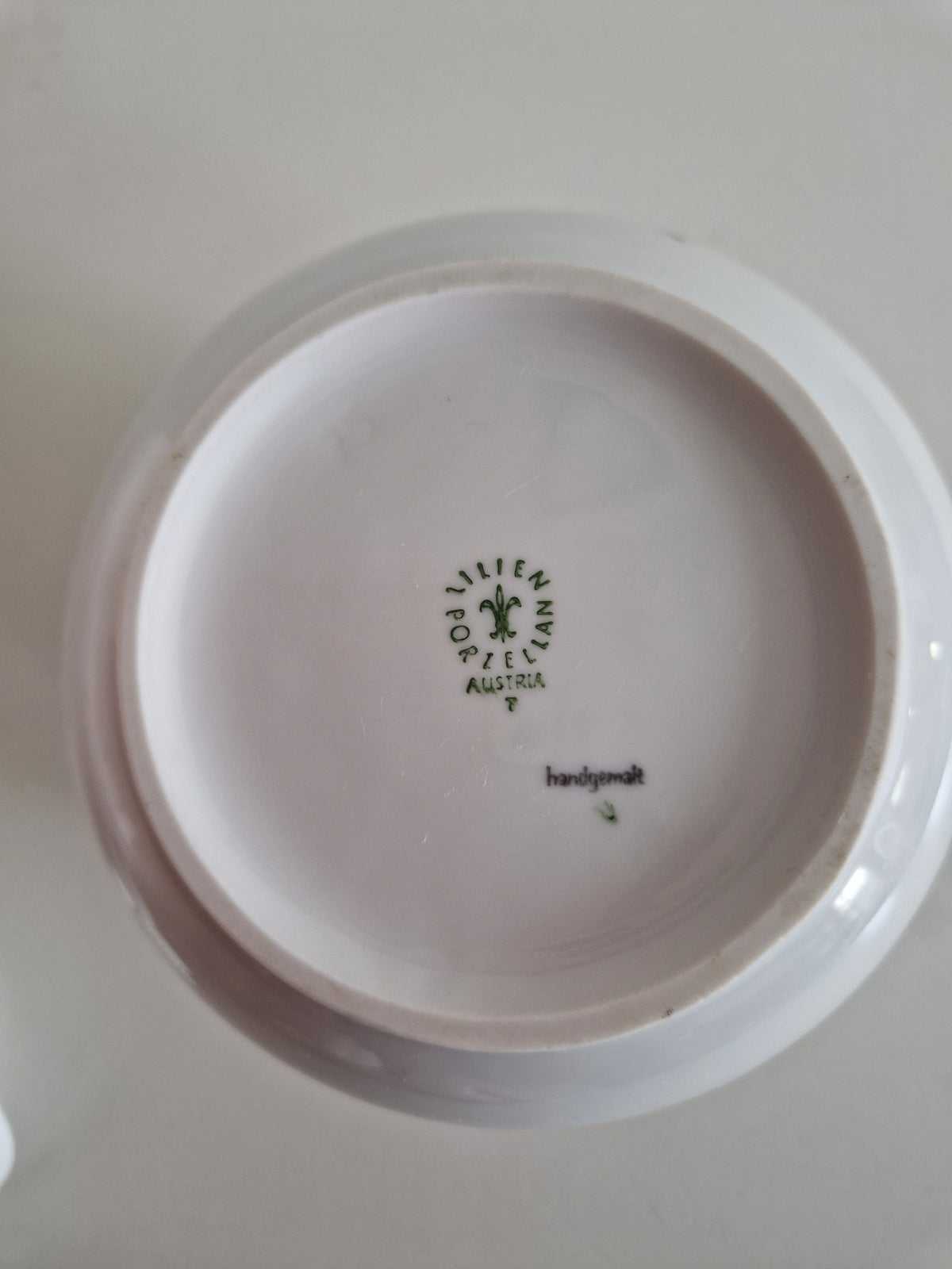Vintage Lilien Porzellan Teapot – Hand-Painted Roses & Pansies