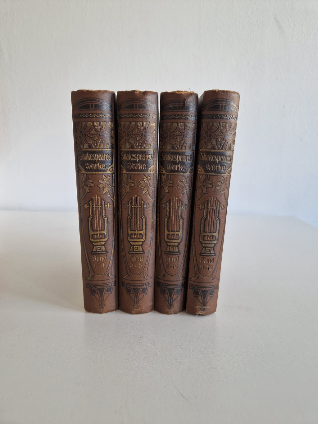 Antique Shakespeare book set – Complete Dramatic Works in German, 12 Volumes in 4 Books, Art Nouveau