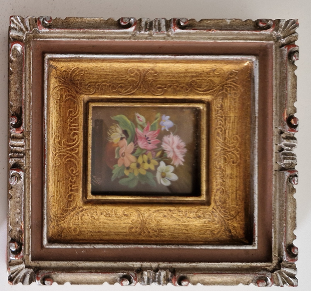 Paar antiker Miniatur-Ölgemälde mit Blumenmotiven in verzierten Goldrahmen