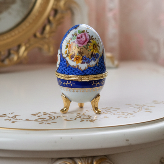 Vintage Cobalt Blue Egg Trinket Box - A Must-Have for Collectors and Treasures