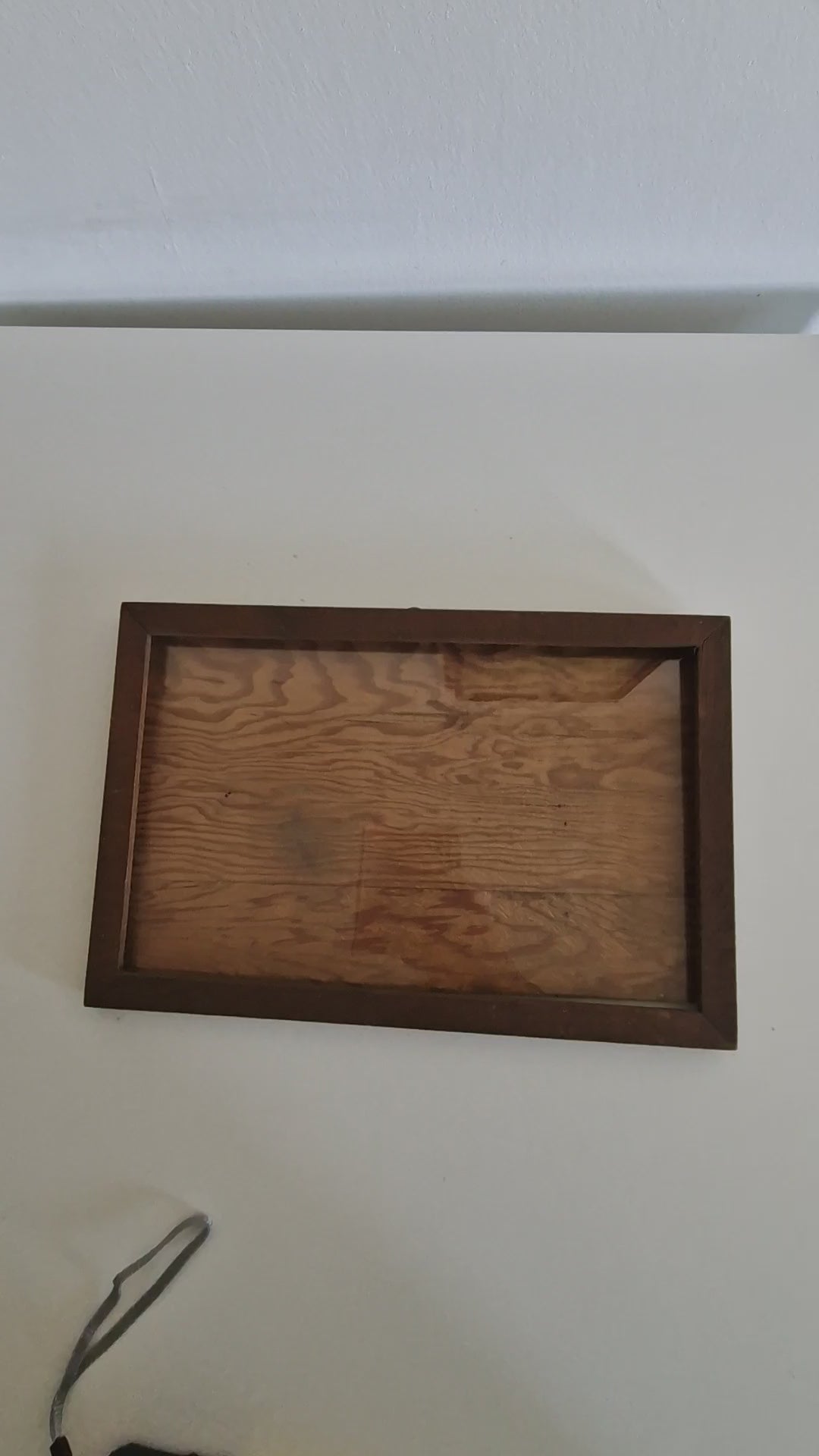 Cadre photo artisanal ancien en bois avec vitre – Bois massif, Noyer brun