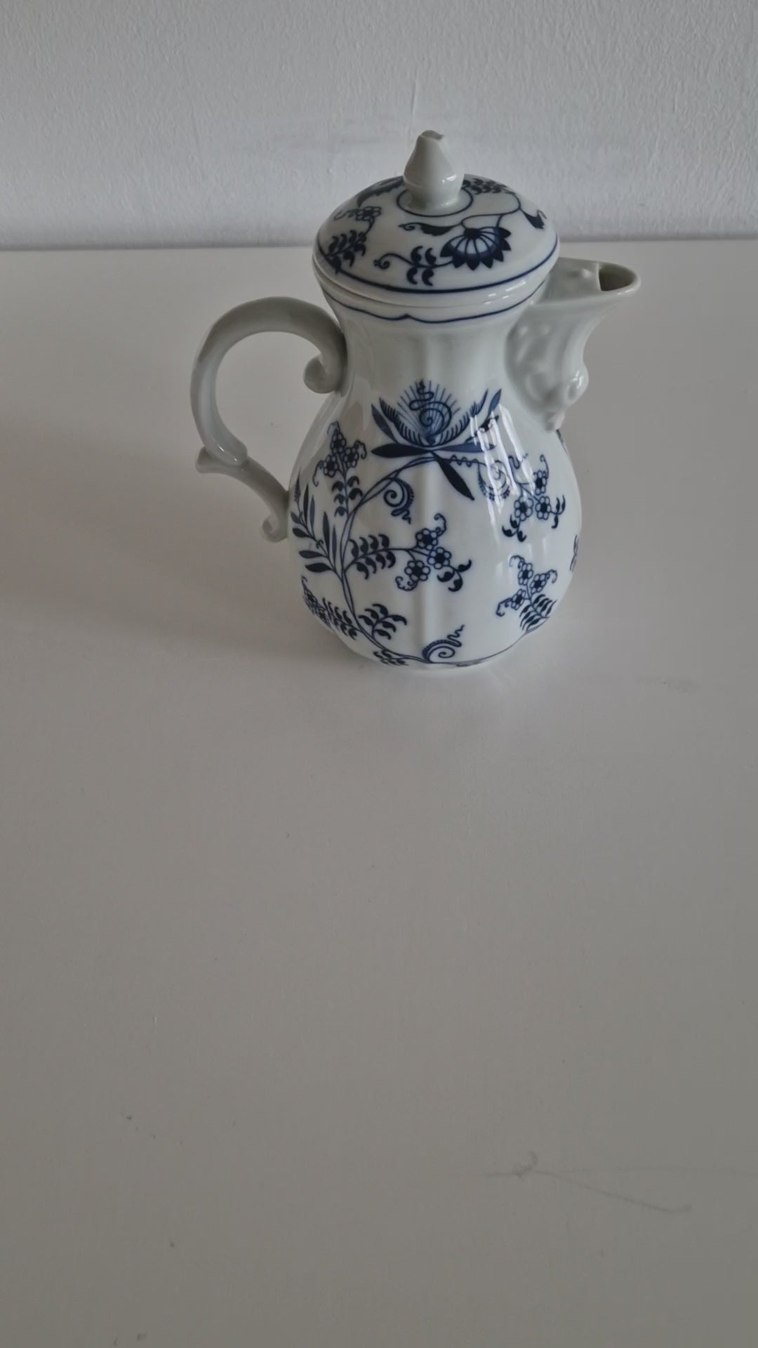 Blaue Donau Japan Porzellan Kaffeekanne mit Deckel – Zwiebelmuster